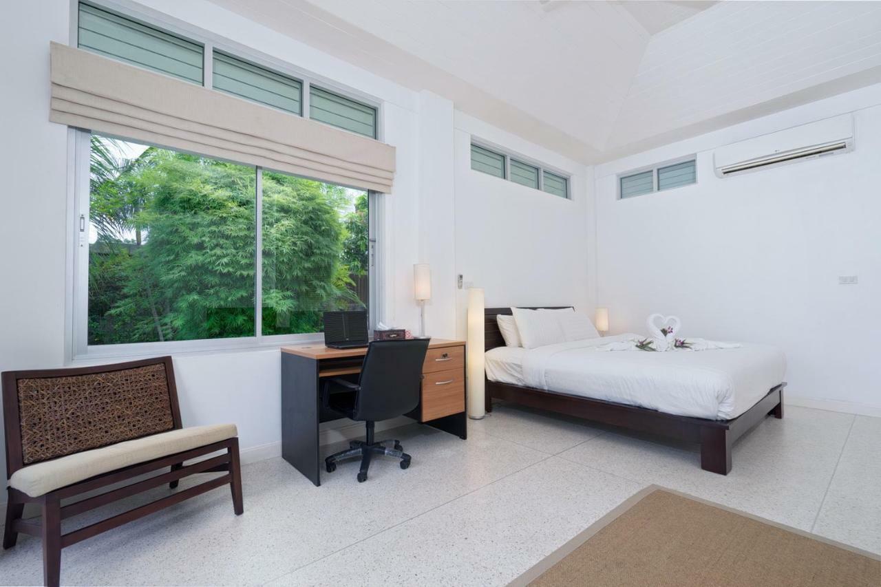 Ban Mok Talay Beachfront Villa Банг-Рак Экстерьер фото